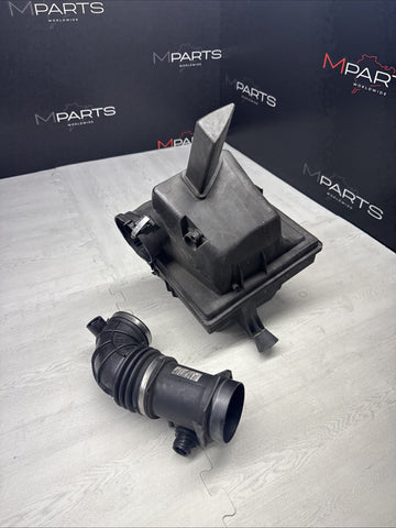 1999 - 2002 BMW Z3 ROADSTER CONVERTIBLE AIR INTAKE BOX HOUSING OEM 1405280
