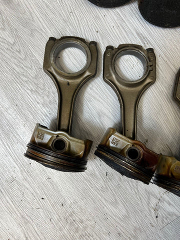 08-13 BMW E90 E92 E93 M3 V8 S65 Engine Pistons & Connecting Rods OEM Set