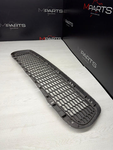 08-13 BMW E90 E92 E93 M3 Front Bumper Lower Center Grille OEM 7900764