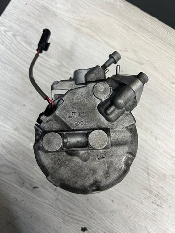 11-16 BMW F07 F12 F13 F10 550i M5 S63 N63 A/C AIR CONDITION COMPRESSOR OEM
