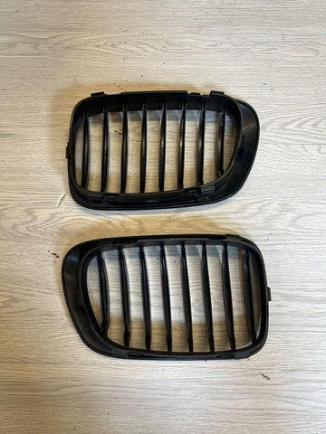 01-06 BMW E46 M3 Front Kidney Grilles Matte Black