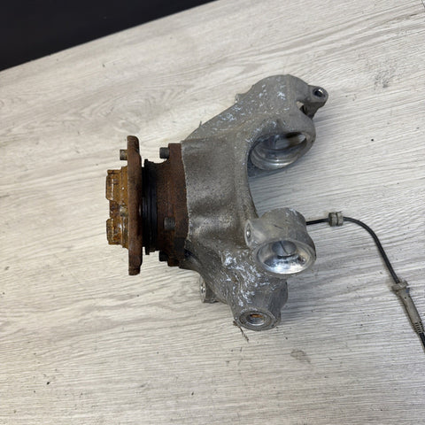 15-20 OEM BMW F80 F82 F83 M3 M4 Front Right Hub Spindle Knuckle Wheel Bearing