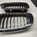 BMW E46 M3 01-06 Hood Grille Chrome OEM Left Right Pair *Broken Tabs*