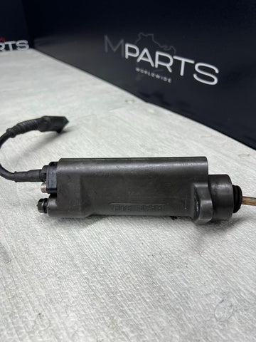 BMW 01-06 E46 M3 SMG CLUTCH SLAVE CYLINDER 2229841 OEM