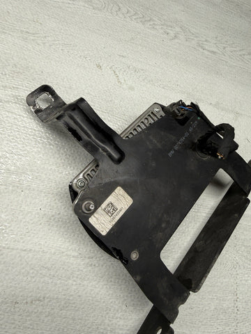 BMW X3M X3 F97 M4 G01 G80 G82 G83 M3 M4 Front Radar Cruise Control Sensor
