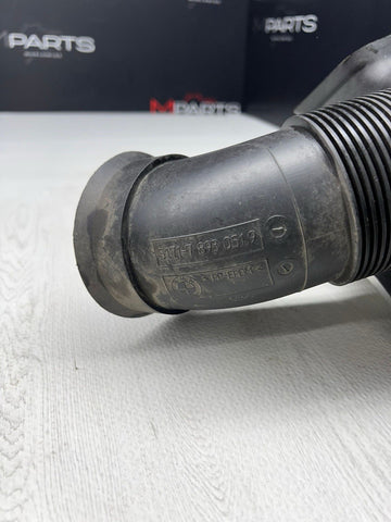 BMW E46 M3 01-06 FRONT LEFT BRAKE AIR DUCT 51712695701 2695701 OEM *1 BROKEN TAB