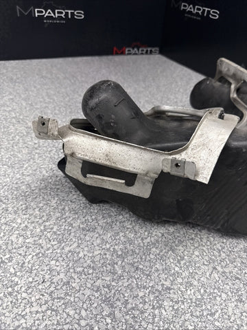 BMW E46 M3 OEM (2001-2006) BRAKE AIR INLET DUCTS + BRACKETS PAIR *1 BROKEN TAB