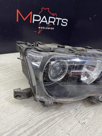 BMW 02-06 E46 M3 RIGHT HEADLIGHT XENON 1305621772 OEM *Broken Tabs