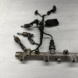 23-24 FORD ESCAPE ENGINE FUEL INJECTION RAIL & INJECTORS / PRESSURE SENSOR OEM