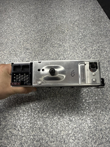 2004 BMW 01-06 E46 325 330 M3 CD Player Business Radio