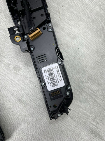 15-18 Porsche Macan Center Console Climate Control Switch Panel Button