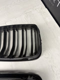 BMW 01-06 E46 M3 Front Kidney Grilles Gloss Black Set Double Slotted