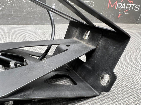 Ferrari 458 Italia, Rear Engine Hood Latch Lever Actuator