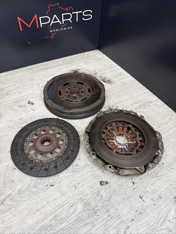 01-06 BMW E46 M3 FLYWHEEL CLUTCH PRESSURE PLATE KIT OEM LUK 8.8MM THICKNESS
