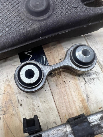 2012-2019 BMW M5 M6  /M (F06 F10 F12 F13) LEFT DRIVER REAR CONTROL ARMS SET