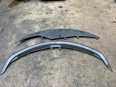 15-20 Ferrari 488 Dash Defrost Vents 831150