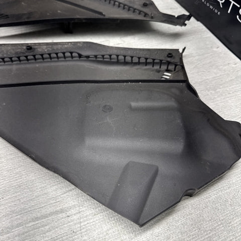 15-20 BMW F80 F82 F83 M3 M4 WINDSHIELD WIPER COWL COVERS TRIM PANELS 8059697