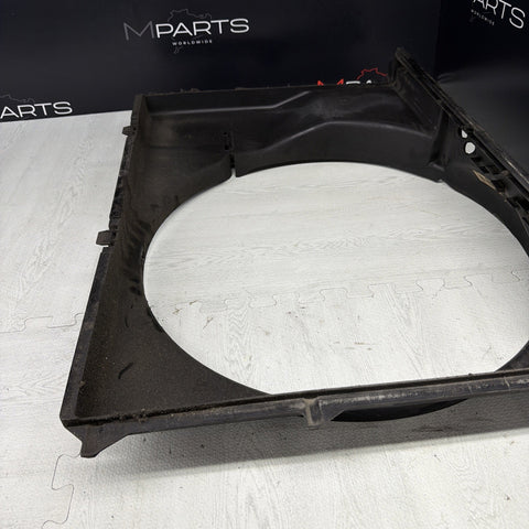 BMW E39 M5 RADIATOR FAN SHROUD COVER PLASTIC OEM 2228894
