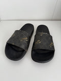 Gucci Mens Pursuit Gg Supreme Tiger Slides Size 11 US Mens