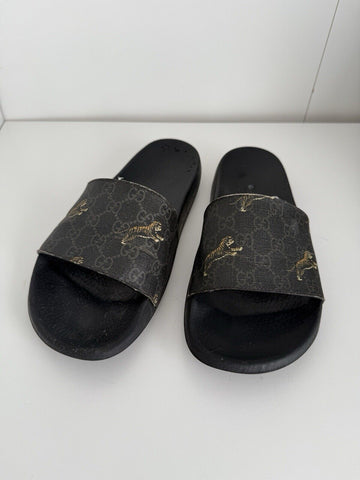 Gucci Mens Pursuit Gg Supreme Tiger Slides Size 11 US Mens