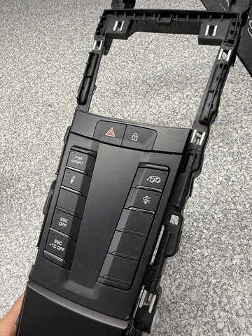 22-25 PORSCHE 718 CAYMAN SPYDER GT4 RS FRONT CENTER CONSOLE SHIFTER