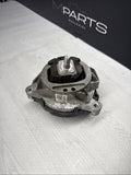 BMW 15-20 F80 F82 F83 M3 M4 Engine Motor Mount Bracket Right Passenger 7855818