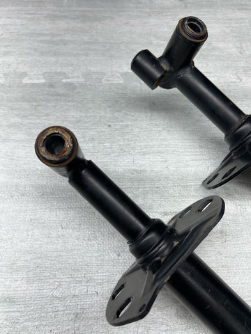 BMW 99-06 E46 323 325 328 330 M3 Front Bumper Shocks Mounts 8195302 OEM