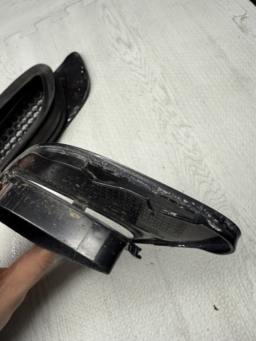 08-13 BMW E90 E92 E93 M3 Hood Scoops Jet Black Pair 8042978