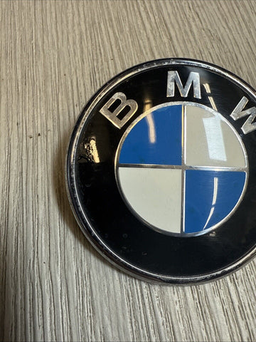 BMW E46 325 330 M3 Convertible Emblem Roundel Trunk Logo 7019946 51137019946