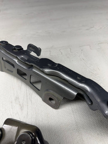 BMW 21-26 G80 M3 REAR TRUNK LID HINGES W/SHOCKS STRUTS