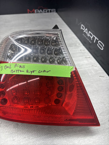01-06 E46 BMW 330 M3 CONVERTIBLE REAR LED TAIL LIGHT DRIVER 6937453 *PIXELS*