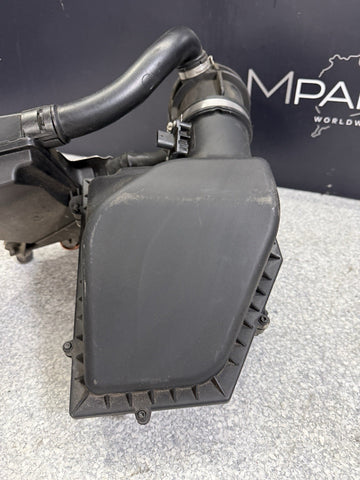 OEM 2015-2023 BMW B58 X7 G07 G12 G30 540i Air Intake Cleaner Resonator Box