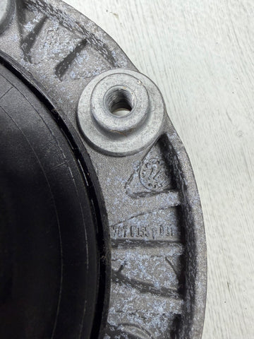 13-19 BMW F32 F30 F31 F34 F36 F33 F21 Strut Mount Guide Support 7870055 *Notes*