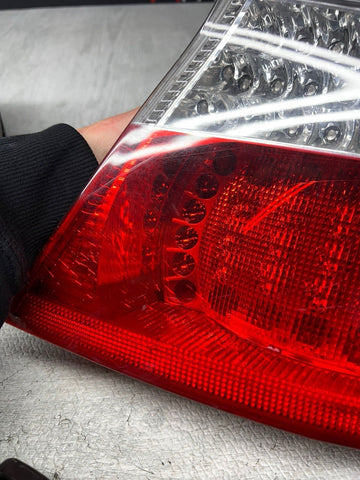 01-06 E46 BMW 330 M3 CONVERTIBLE REAR LED TAIL LIGHTS 6937454 SET