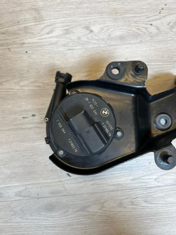 2001-2006 BMW E46 M3 S54 Secondary Air Pump + Bracket OEM 722748180