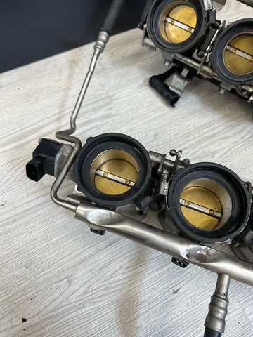 Complete Throttle Body Bodies Set BMW E90 E92 E93 M3 S65 4.0 V8 7838246