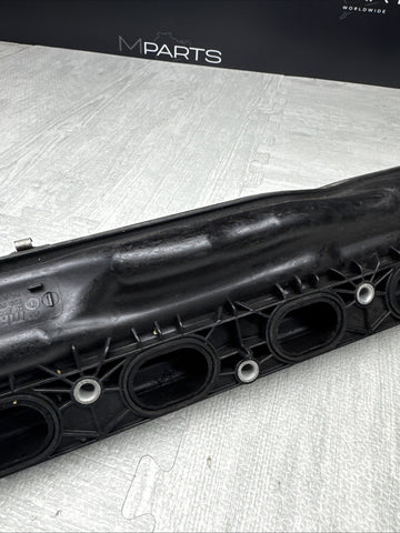 10-13 OEM BMW E70 E71 X5M X6M Engine S63 RH Intake Manifold
