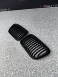 BMW 97-99 E36 M3 Front Kidney Grilles Gloss Black Set