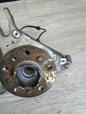 21-24 BMW G80 G82 G83 G87 M2 M3 M4 Rear Suspension Right Knuckle Hub Spindle