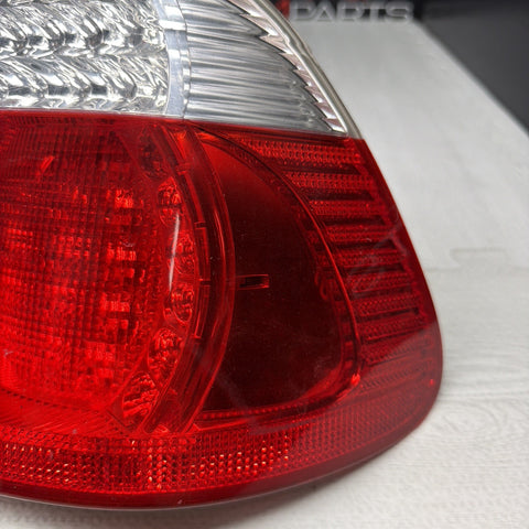 01-06 E46 BMW 330 M3 COUPE REAR LED TAIL LIGHT RIGHT 6937454 *Notes*