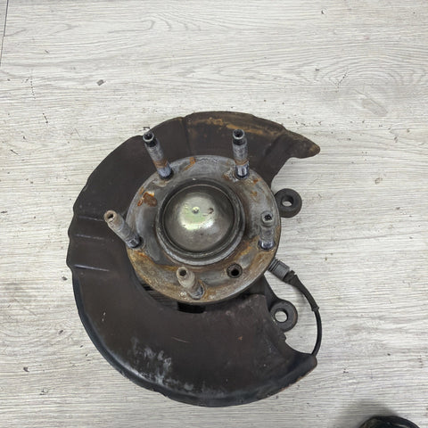 BMW E36 M3 S52 RIGHT PASSENGER FRONT SPINDLE HUB ASSEMBLY 31212227908
