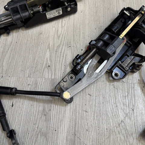 01-06 BMW E46 325 330 M3 - Convertible Top Latches Motors  - 7031361 7031362 OEM