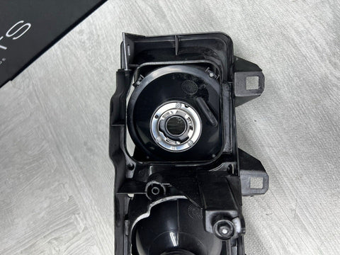 94-99 BMW E36 3 Series M3 TYC Headlight Right Passenger + Clear Corner Light
