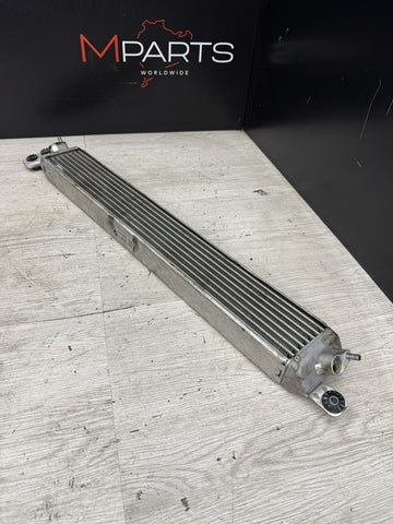 08-13 OEM BMW M3 E90 E92 E93 S65 Engine Oil Cooler 2284075