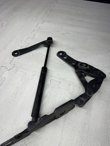 2001-2006 BMW E46 M3 FRONT HOOD HINGE HINGES SHOCKS SUPPORT SET