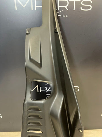 FERRARI 458 ITALIA REAR LEFT DRIVER SIDE ENGINE BAY COVER PANEL 82904900