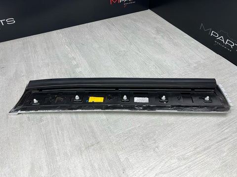 Porsche Cayenne Rear Right Exterior Door Molding Trim 2019 2020 2021 OEM White