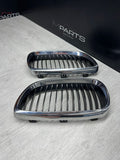 08-13 BMW E90 E92 E93 M3 Front Bumper Kidney Grilles Chrome OEM