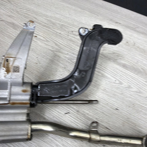 BMW 15-20 F80 F82 F83 M3 M4 S55 Suction Secondary Oil Lubrication Pump OEM