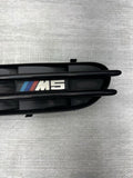 06-10 BMW E60 M5 OEM Right Passenger Fender Vent Grille Panel Black